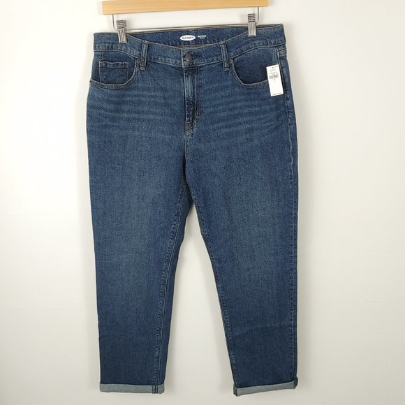 Old Navy Denim - Old Navy Boyfriend Mid Rise Crop Jeans size 10 NWT